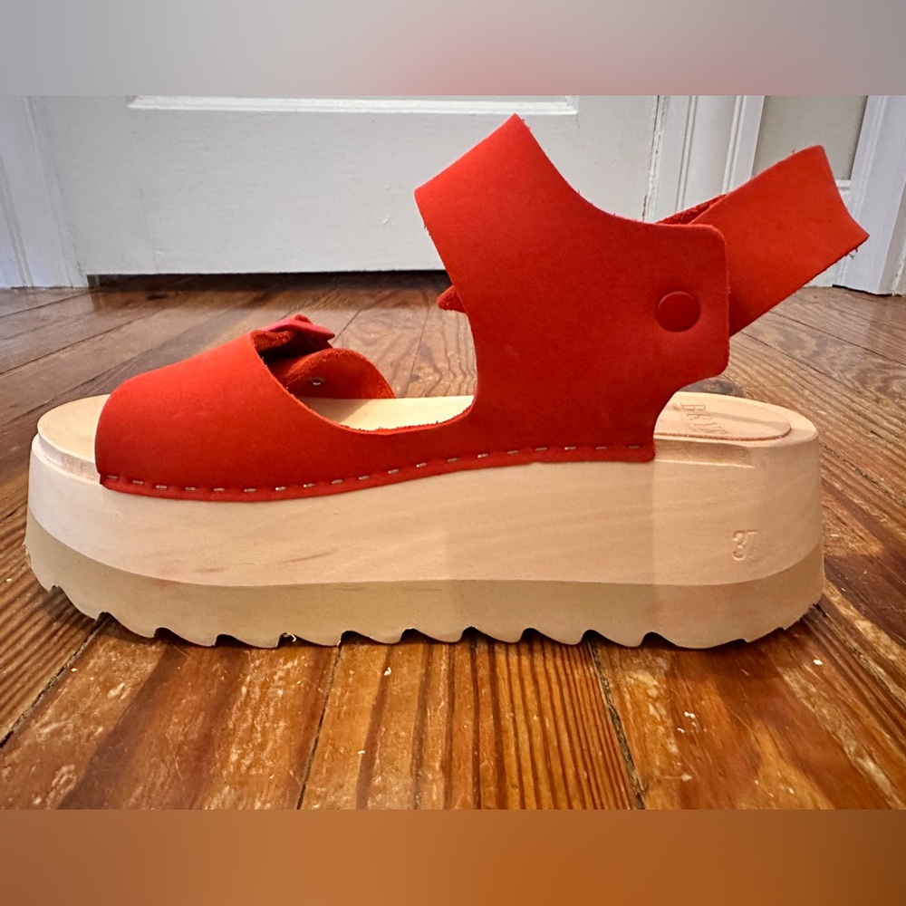 Bryr Gigi Clog in Poppy - Picture 3 of 7